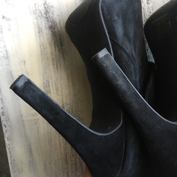Jessica Simpson suede ankle booties - Picture 4 of 6